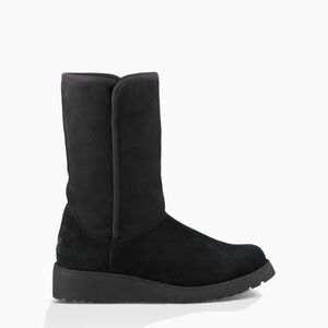 UGG -Women's Amie Slim Short Wedge Boots